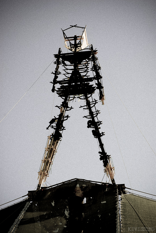 BURNING MAN 2007 - TUESDAY (AND BEGINNING OF THE REBUILD)