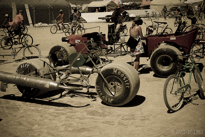 BURNING MAN 2007 - TUESDAY (AND BEGINNING OF THE REBUILD)