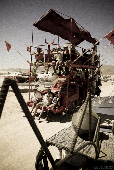 BURNING MAN 2007 - TUESDAY (AND BEGINNING OF THE REBUILD)