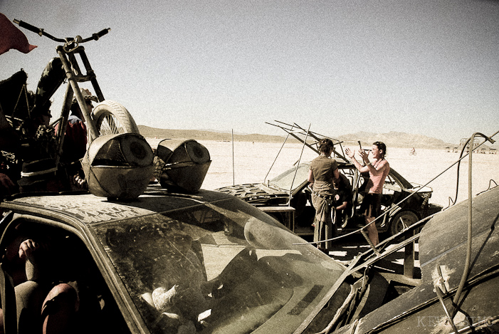 BURNING MAN 2007 - TUESDAY (AND BEGINNING OF THE REBUILD)