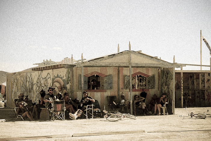 BURNING MAN 2007 - TUESDAY (AND BEGINNING OF THE REBUILD)