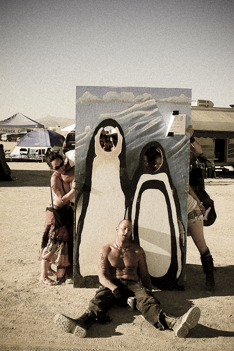 BURNING MAN 2007 - TUESDAY (AND BEGINNING OF THE REBUILD)