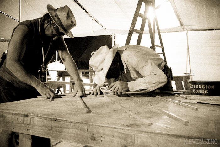 BURNING MAN 2007 - TUESDAY (AND BEGINNING OF THE REBUILD)