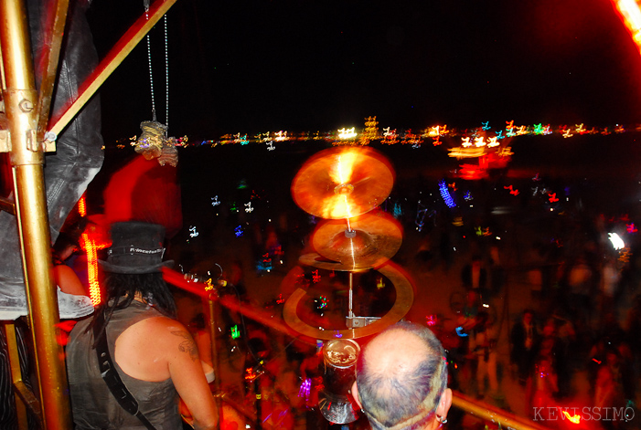 BURNING MAN 2007 - TUESDAY (AND BEGINNING OF THE REBUILD)