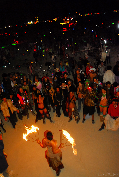 BURNING MAN 2007 - TUESDAY (AND BEGINNING OF THE REBUILD)