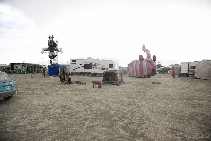 BURNING MAN 2007 - FRIDAY (AND DOUBLE RAINBOWS)