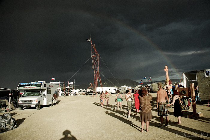 BURNING MAN 2007 - FRIDAY (AND DOUBLE RAINBOWS)