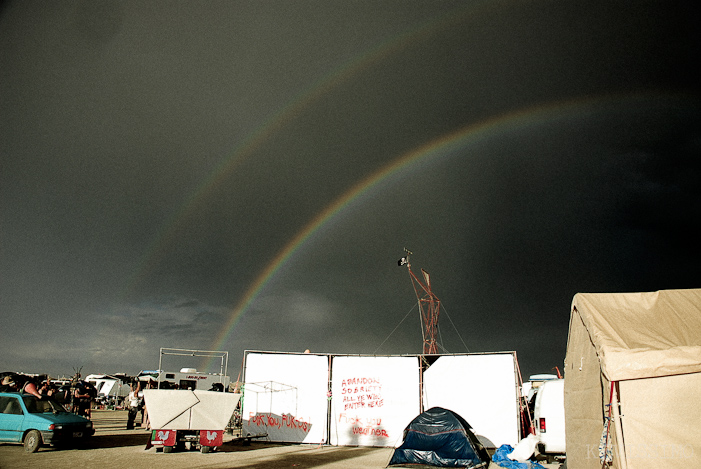 BURNING MAN 2007 - FRIDAY (AND DOUBLE RAINBOWS)