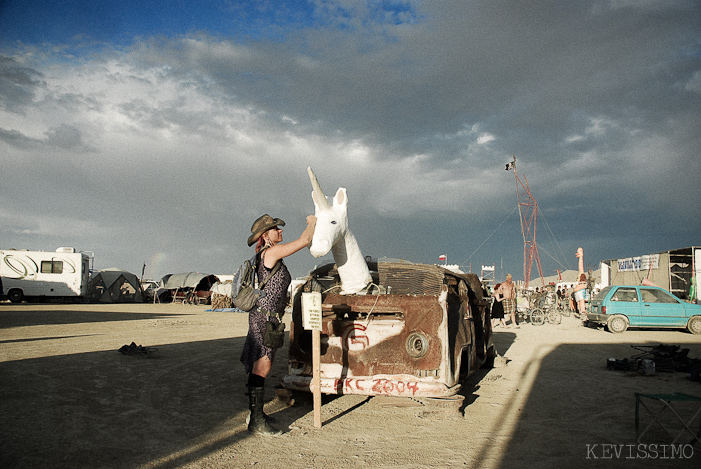 BURNING MAN 2007 - FRIDAY (AND DOUBLE RAINBOWS)