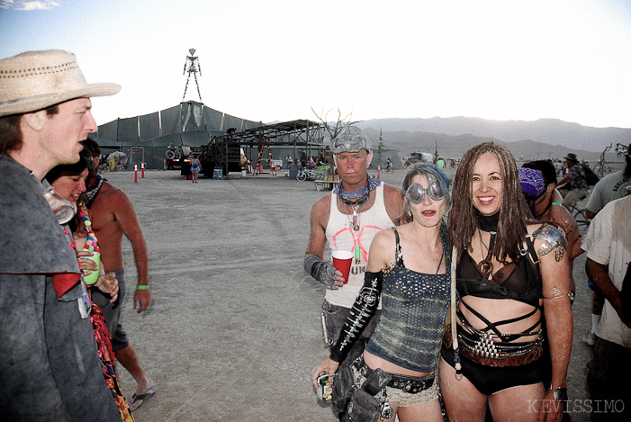 BURNING MAN 2007 - FRIDAY (AND DOUBLE RAINBOWS)