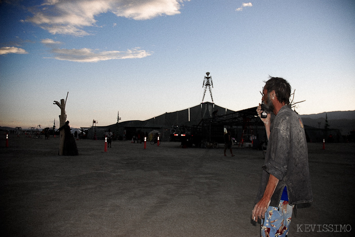 BURNING MAN 2007 - FRIDAY (AND DOUBLE RAINBOWS)