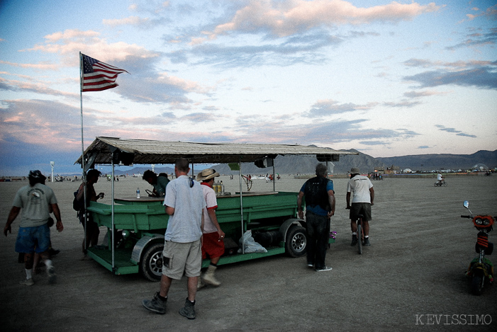 BURNING MAN 2007 - FRIDAY (AND DOUBLE RAINBOWS)