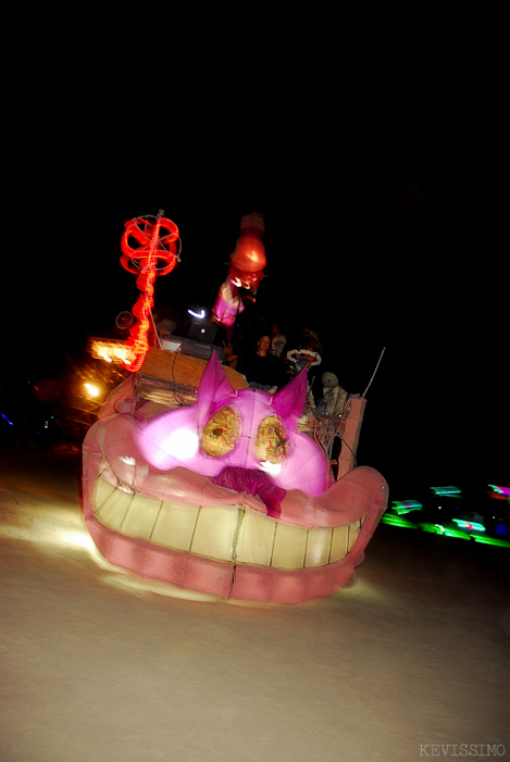 BURNING MAN 2007 - FRIDAY (AND DOUBLE RAINBOWS)